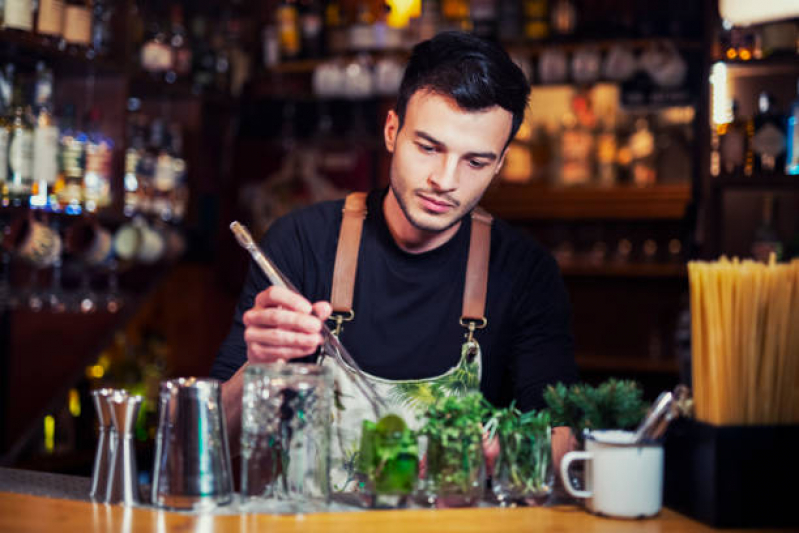 Barman para Festa de Noivado Serviço Poá - Barman para Confraternização de Empresa