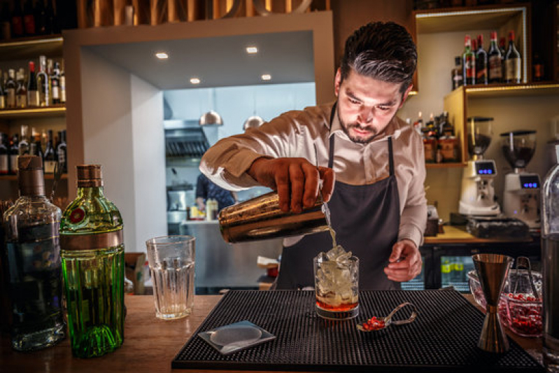 Bartender Profissional Serviço Perdizes - Barman para Evento