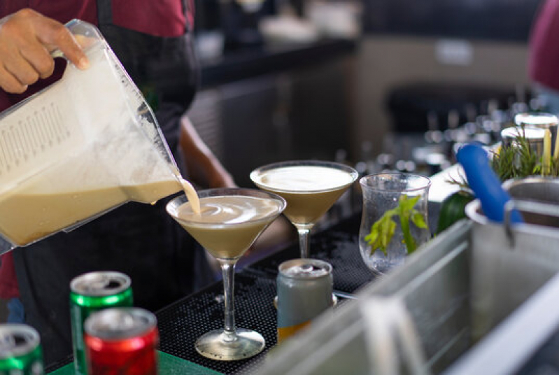 Contratação de Bartender Bar Mitzvah Vila Assunção - Barman para Bar Mitzvah