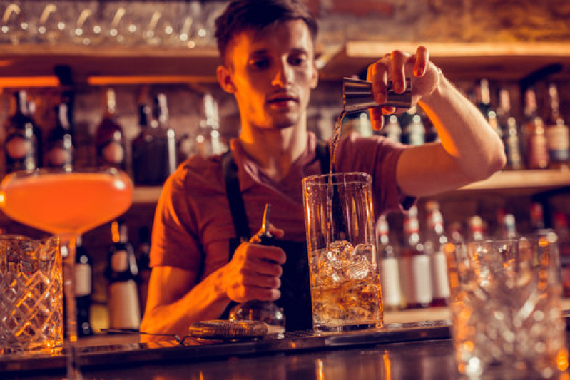 Contratação de Bartender para Bar Mitzvah Barão Geraldo - Barman Tradicional para Bar Mitzvah