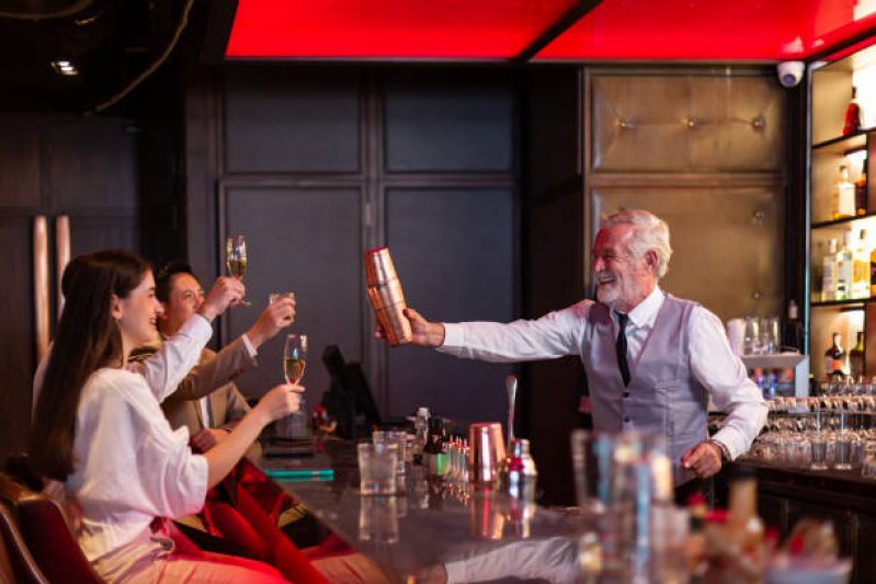 Contratar Barman para Bodas de Casamento Barcelona - Barman para Festa de Lançamento