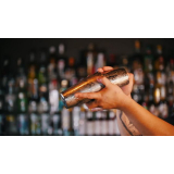 contratar bartender para festa de empresa Guanabara